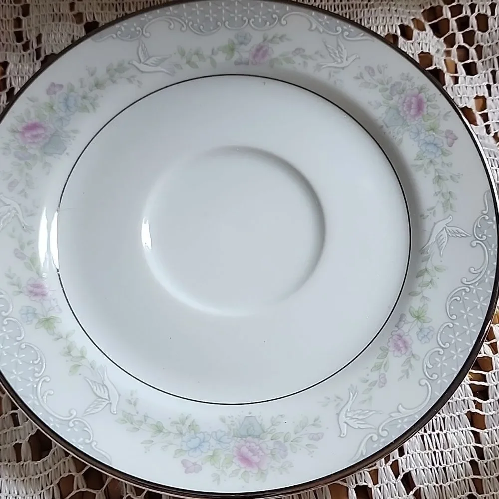 Vintage Lenox Bouquet Collection Teacup & Saucer Doves & Florals